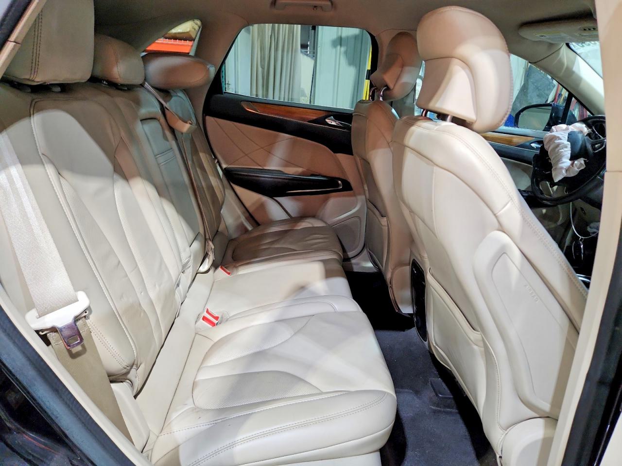 2017 LINCOLN MKC SELECT photo 31