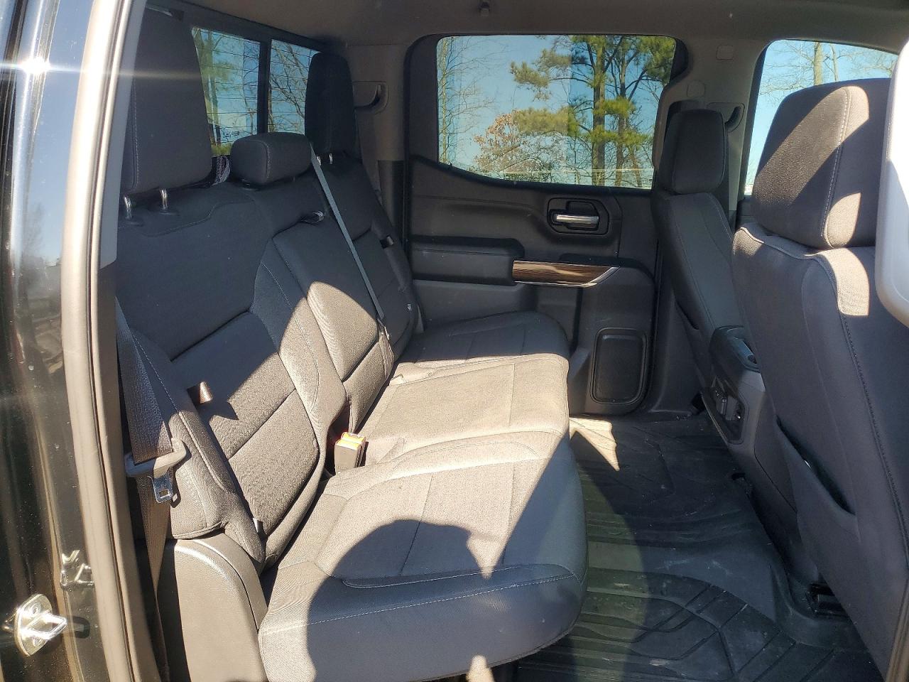 2021 CHEVROLET SILVERADO K1500 RST photo 10