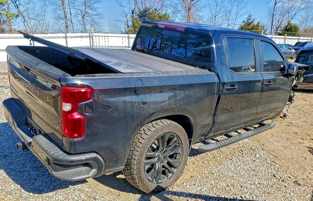 2021 CHEVROLET SILVERADO K1500 RST photo 3
