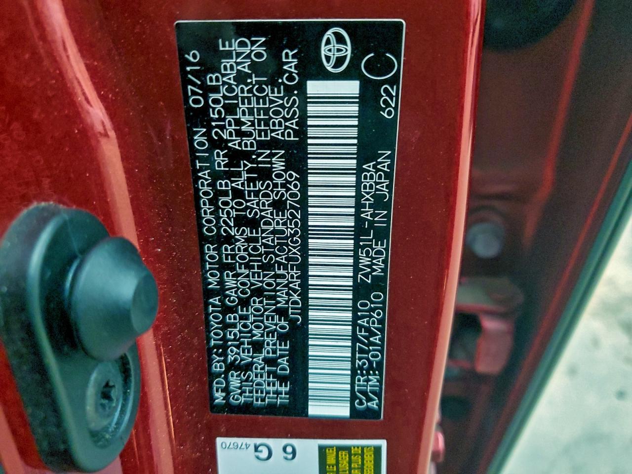 2016 TOYOTA PRIUS photo 12