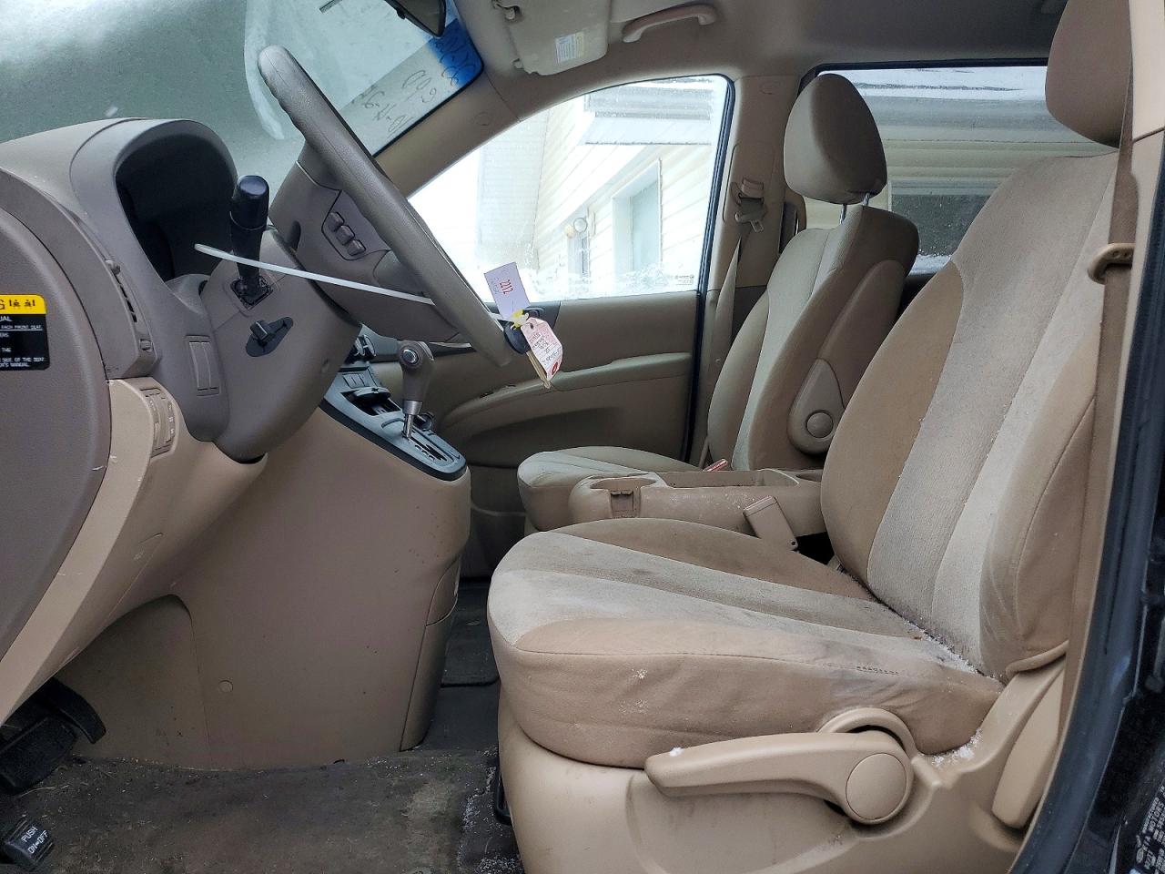 2012 KIA SEDONA LX photo 7