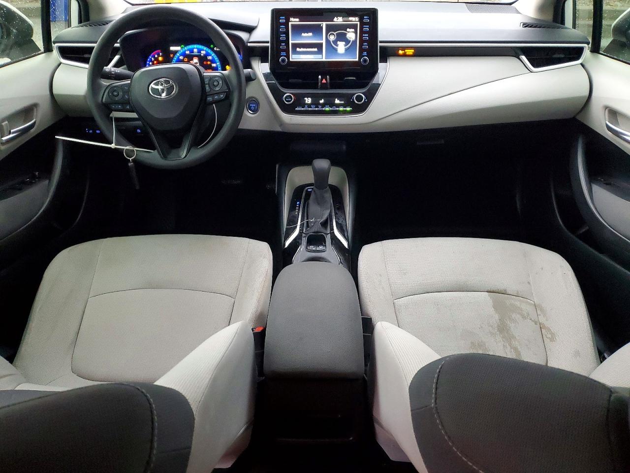 2020 TOYOTA COROLLA LE photo 8