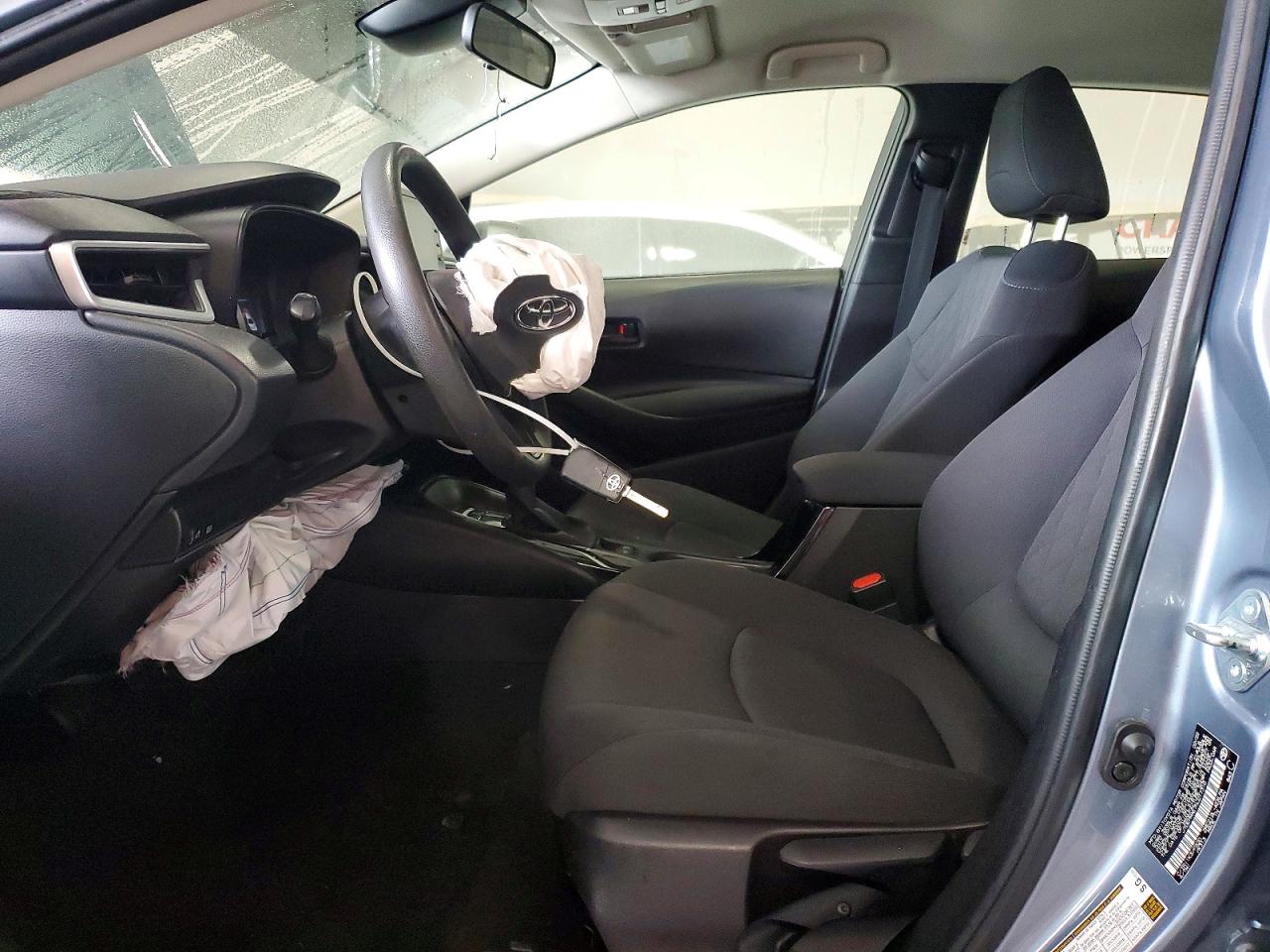 2022 TOYOTA COROLLA LE photo 7