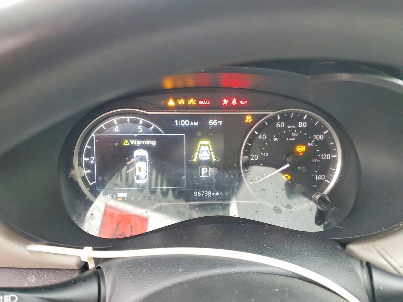 2021 NISSAN VERSA SV photo 9