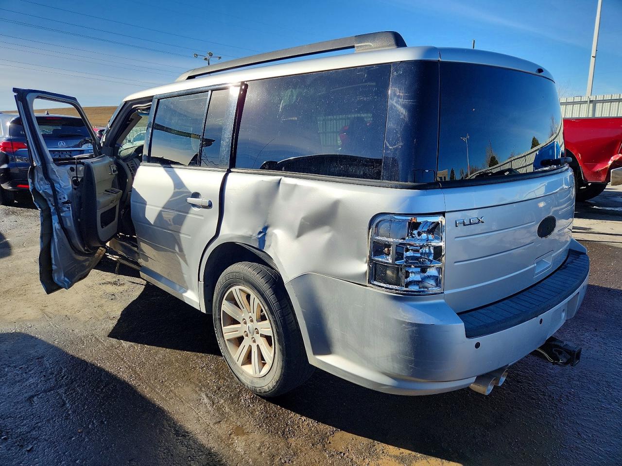 2011 FORD FLEX SE photo 2