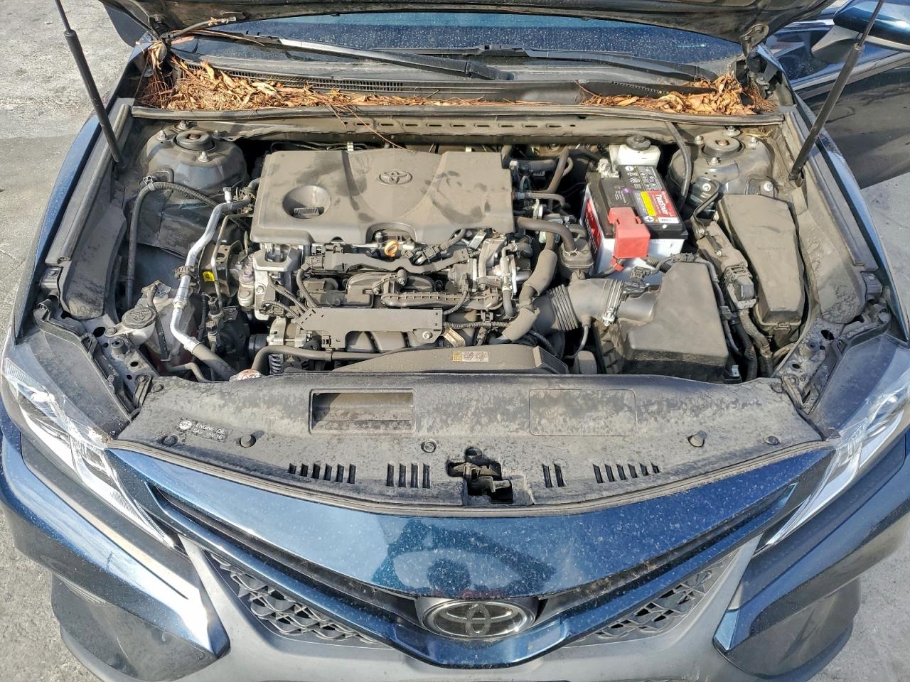 2020 TOYOTA CAMRY SE photo 11