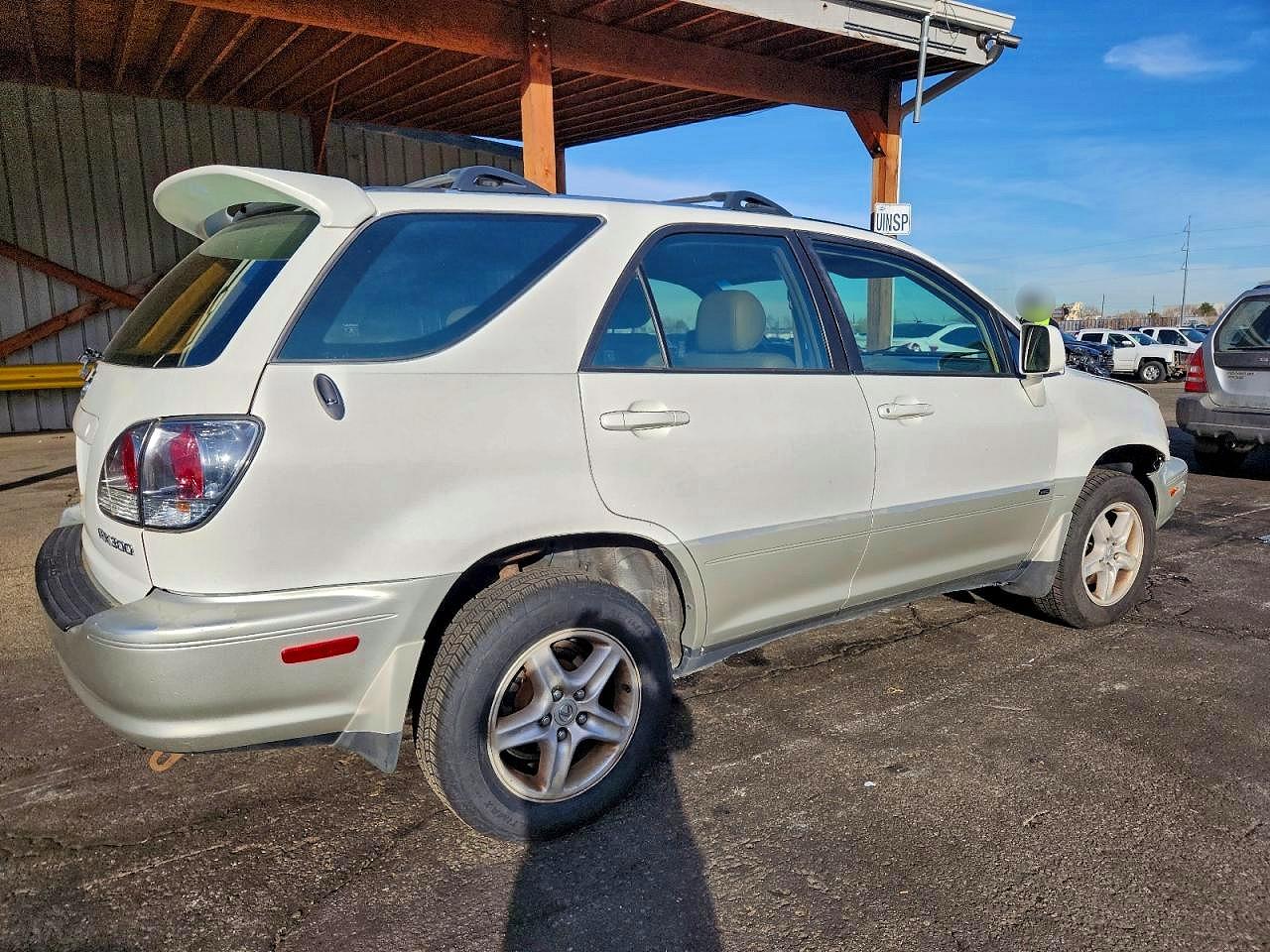 2002 LEXUS RX 300 photo 3