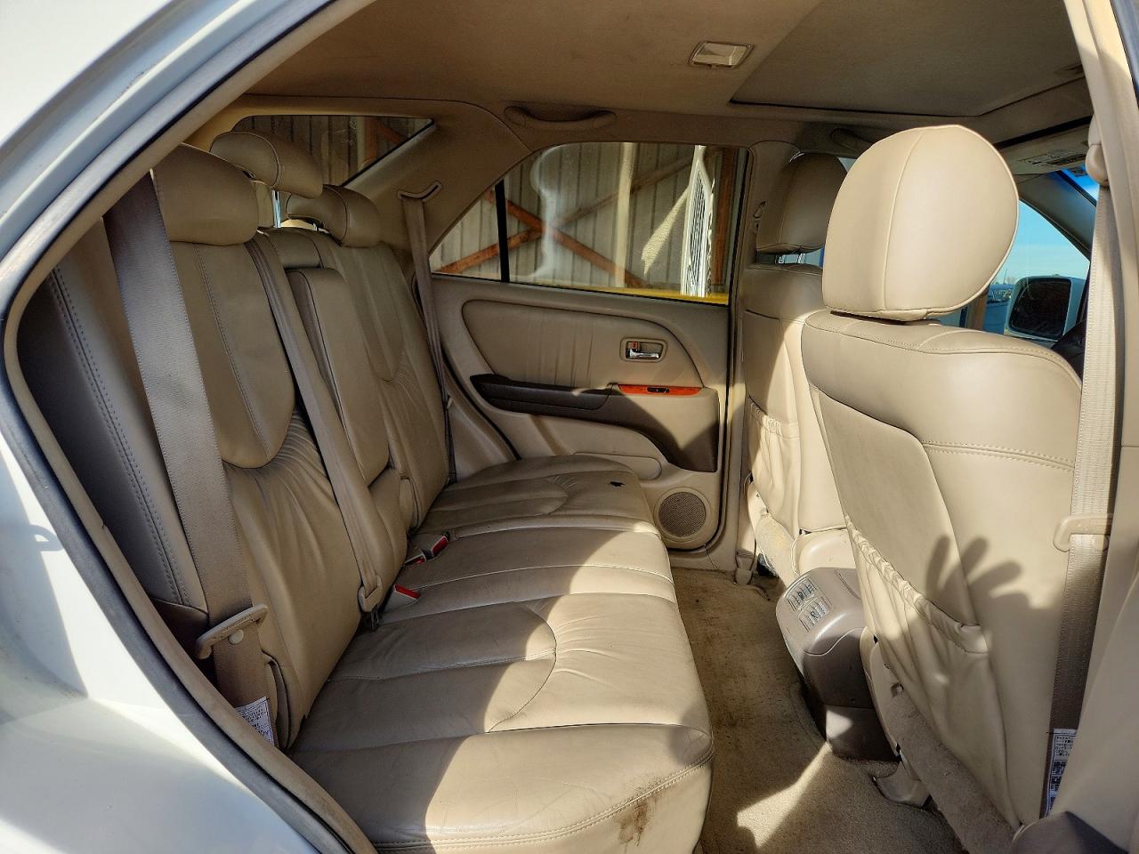 2002 LEXUS RX 300 photo 10