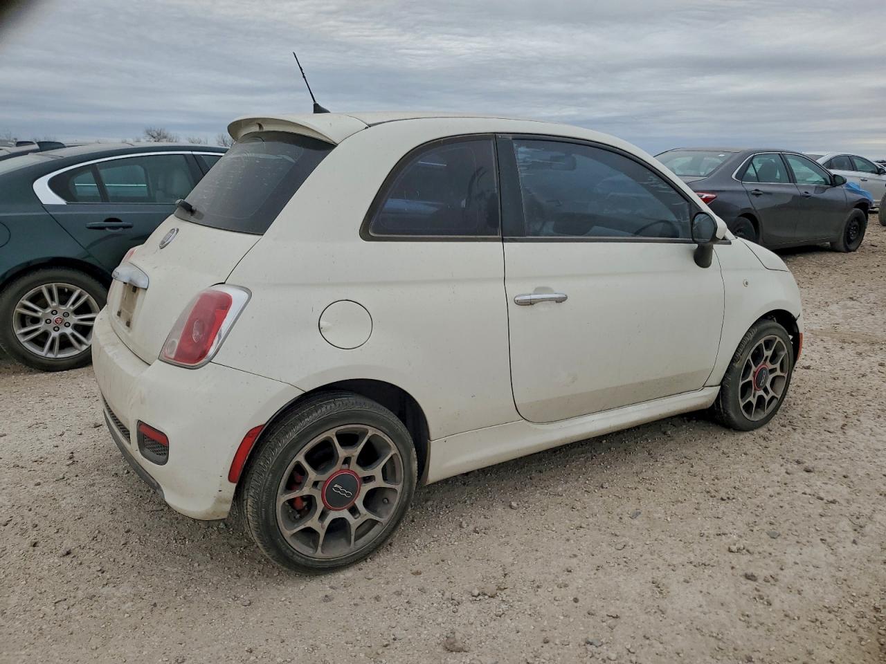 2013 FIAT 500 SPORT photo 3