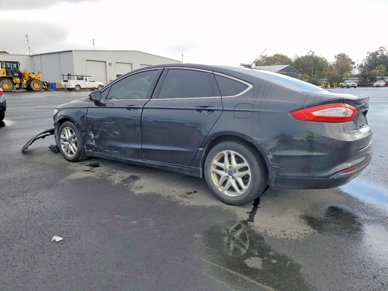 2015 FORD FUSION SE photo 2
