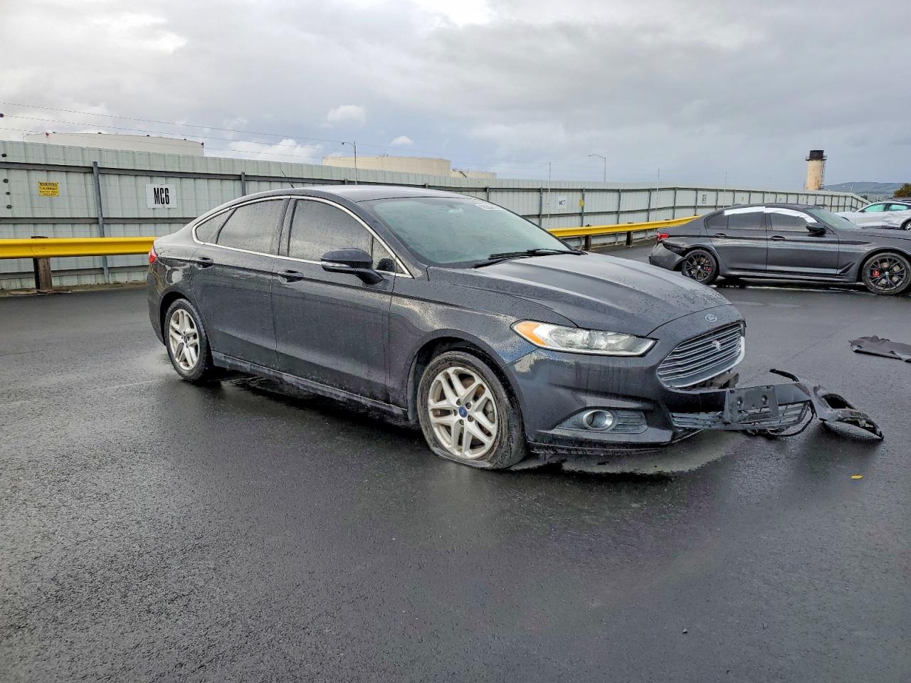 2015 FORD FUSION SE photo 4