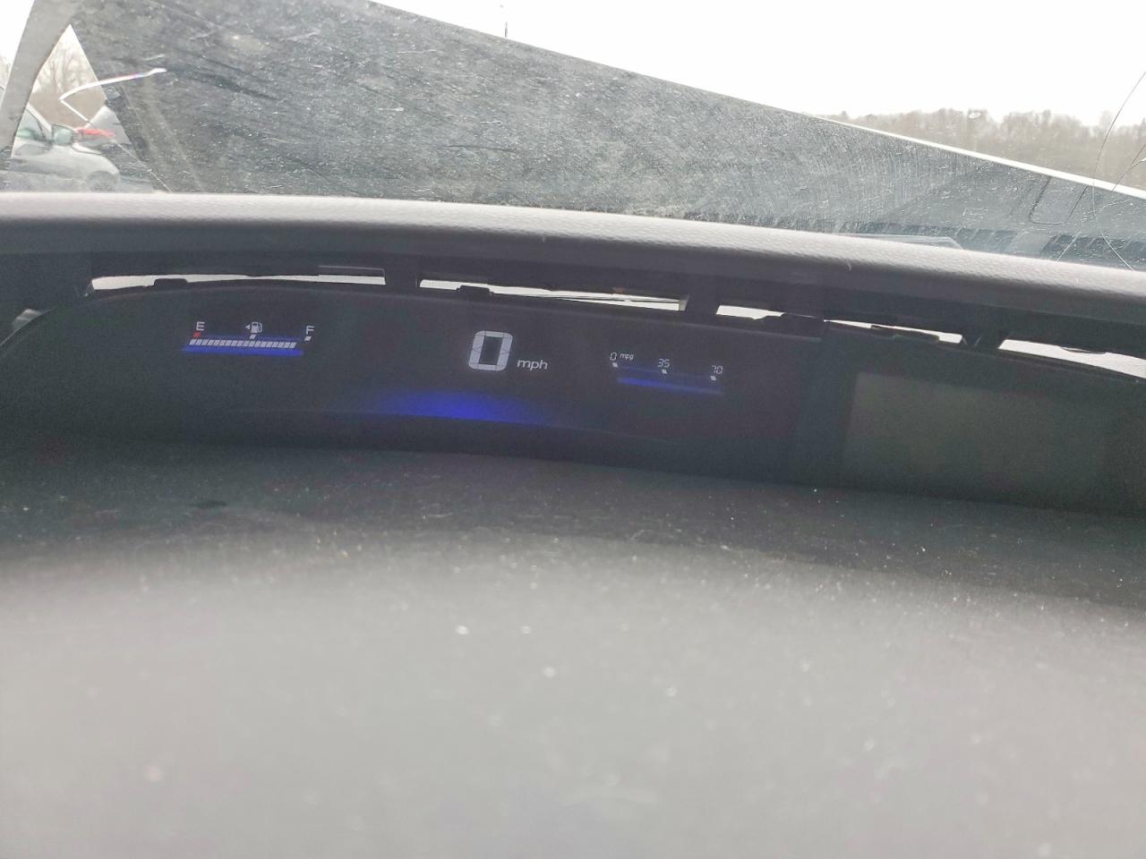 2013 HONDA CIVIC LX photo 9