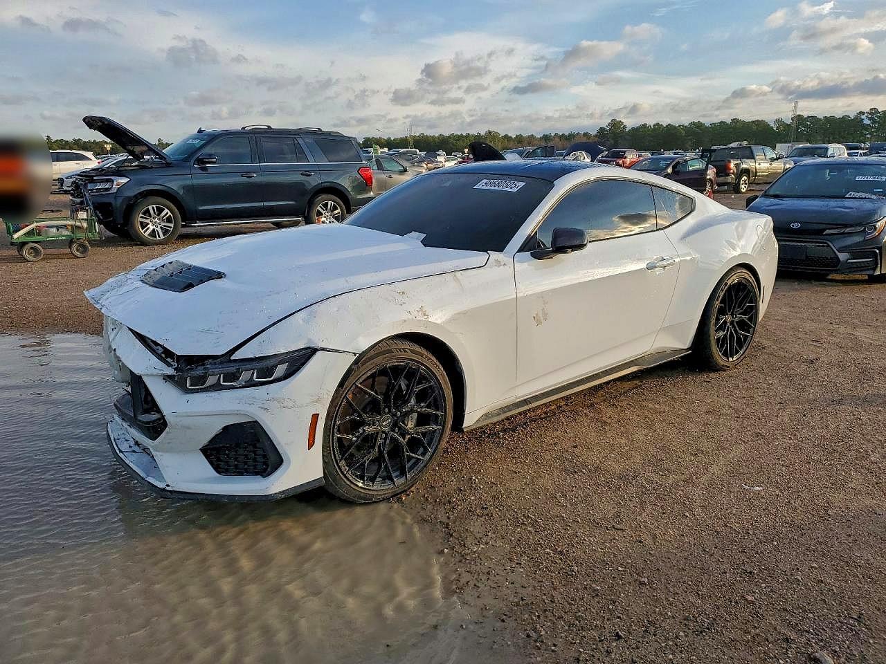 2024 FORD MUSTANG