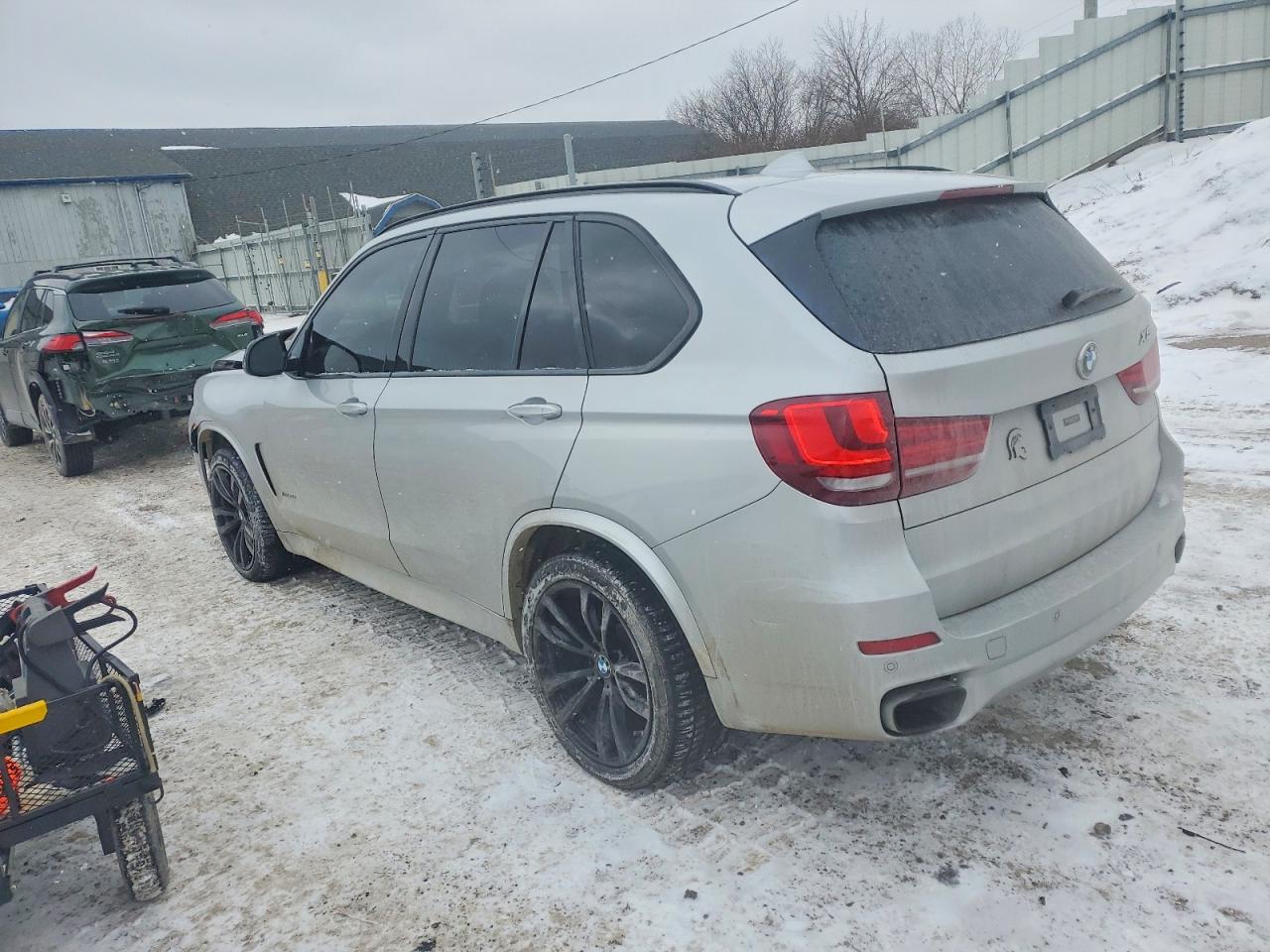 2015 BMW X5 XDRIVE50I photo 2
