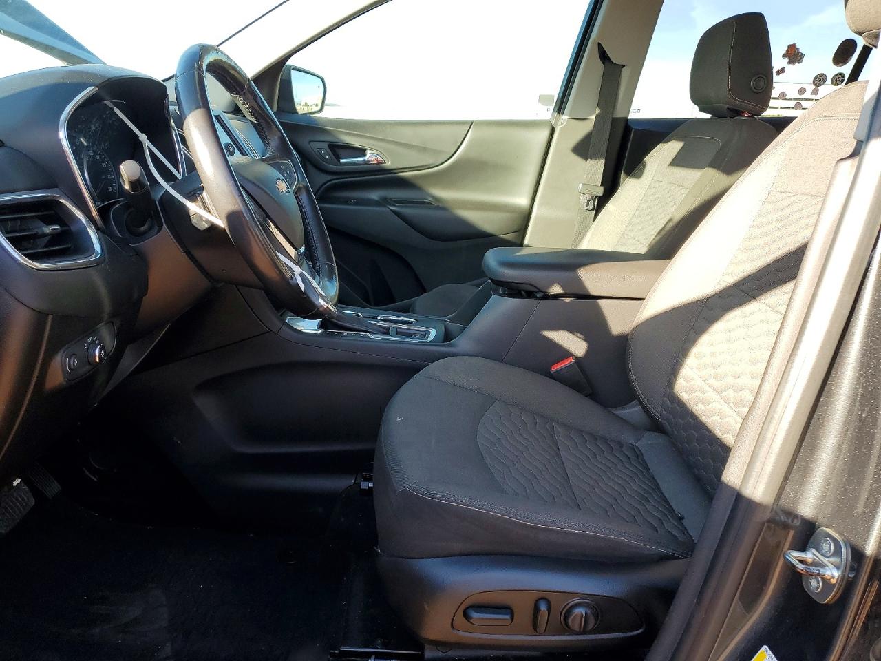 2019 CHEVROLET EQUINOX LT photo 7