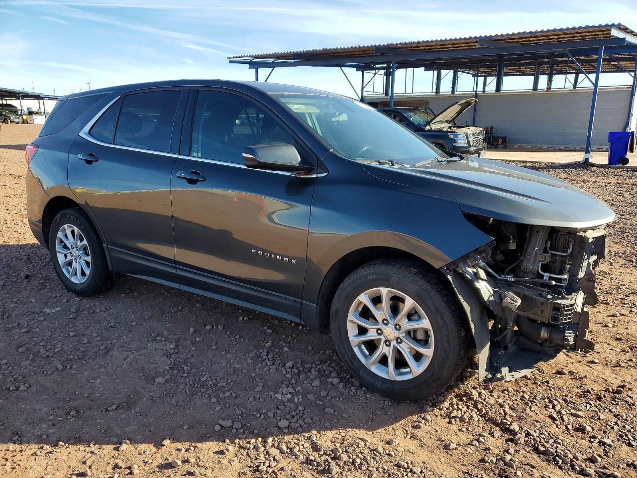 2019 CHEVROLET EQUINOX LT photo 4