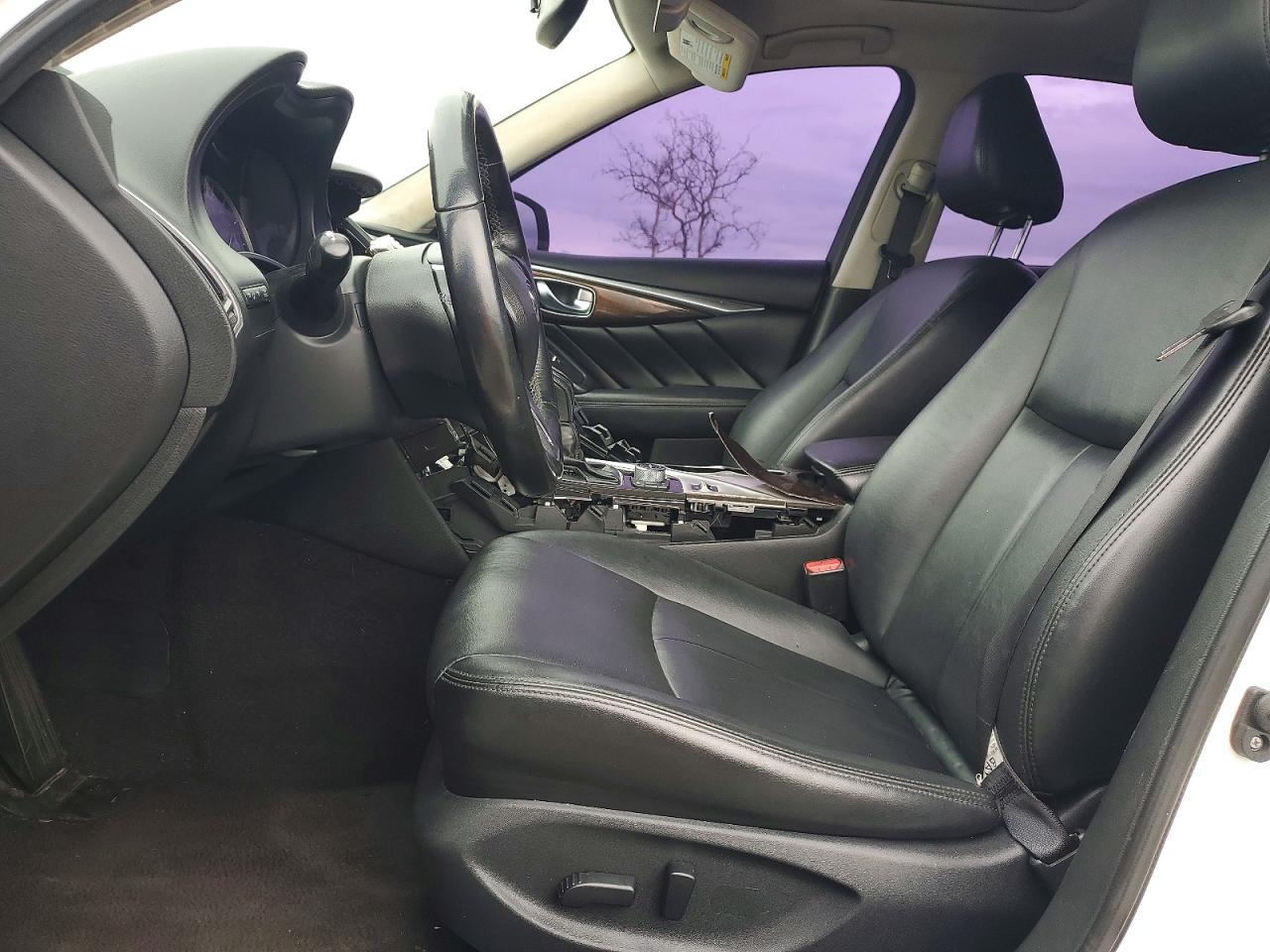 2018 INFINITI Q50 LUXE photo 13