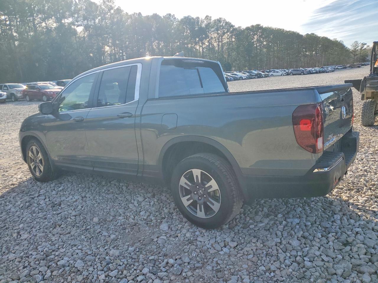 2019 HONDA RIDGELINE RTL photo 2