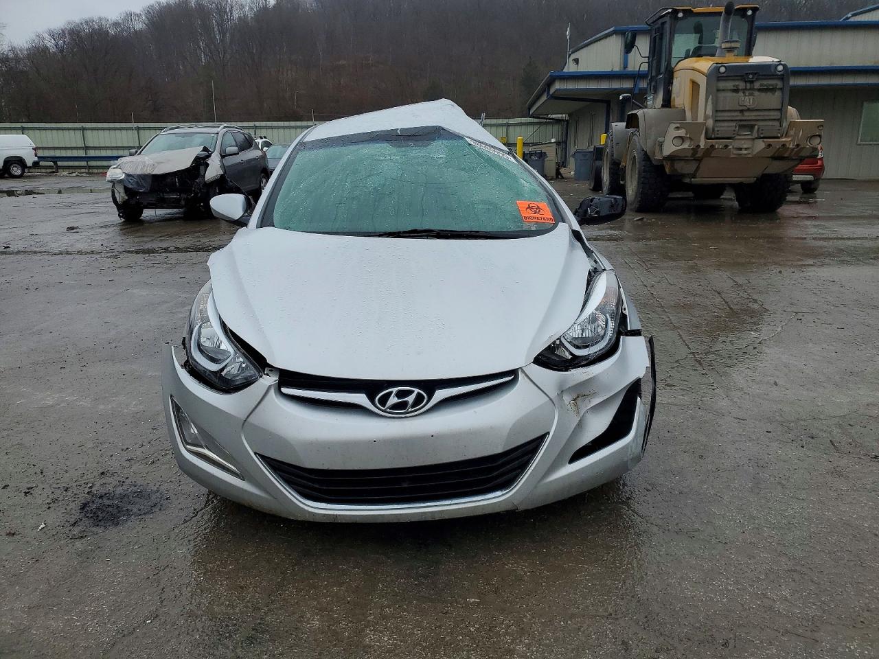 2016 HYUNDAI ELANTRA SE photo 9
