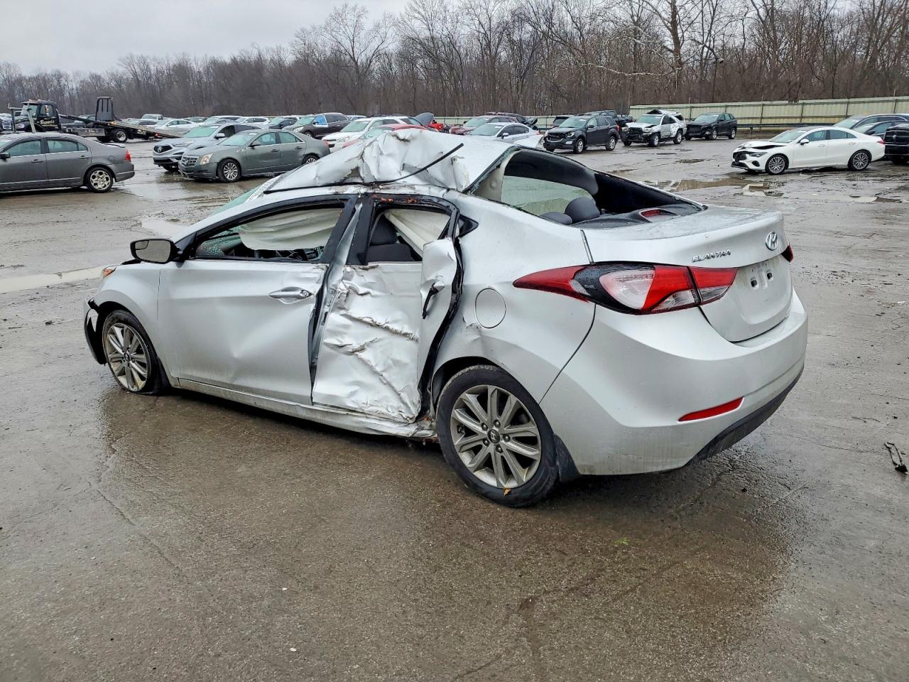 2016 HYUNDAI ELANTRA SE photo 3