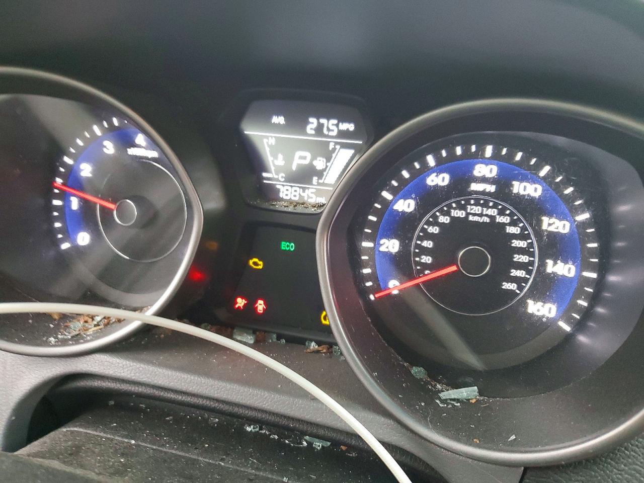 2016 HYUNDAI ELANTRA SE photo 17