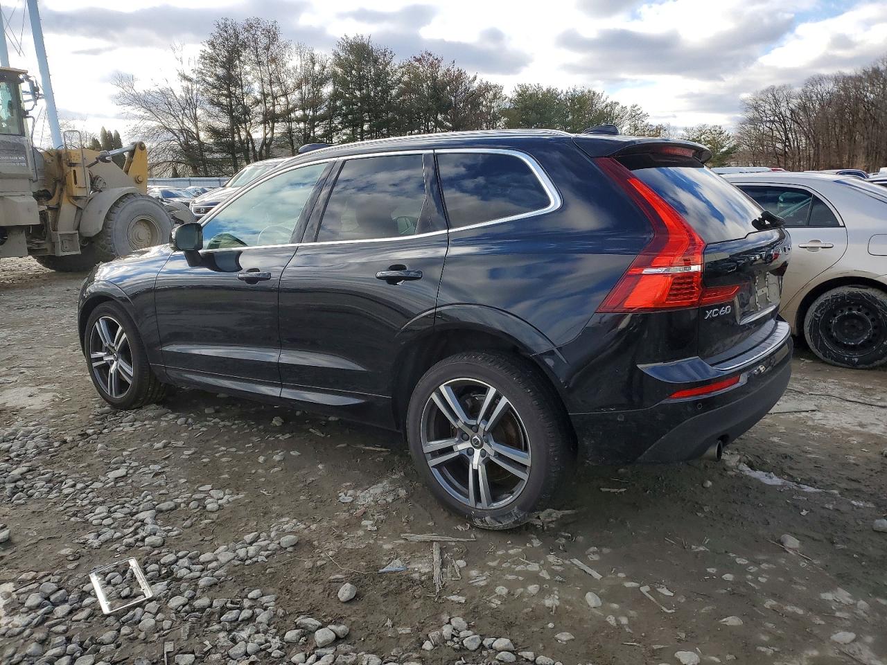2019 VOLVO XC60 T6 photo 2