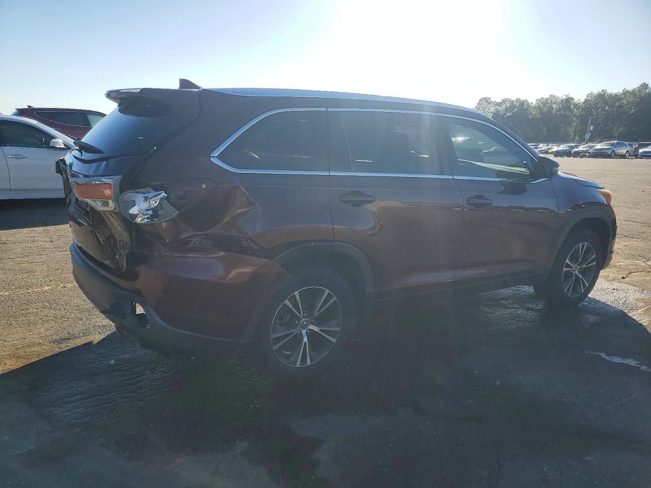 2016 TOYOTA HIGHLANDER XLE photo 5