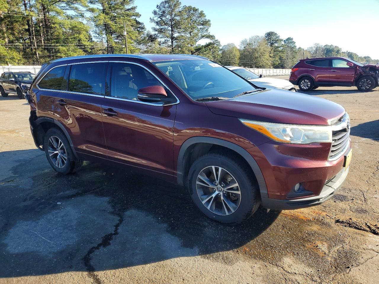 2016 TOYOTA HIGHLANDER XLE photo 7