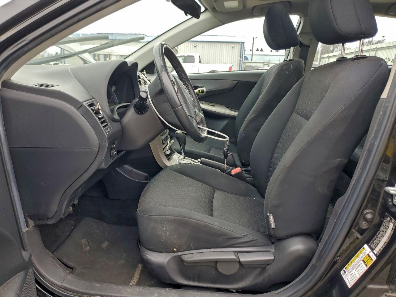 2010 TOYOTA COROLLA BASE photo 7