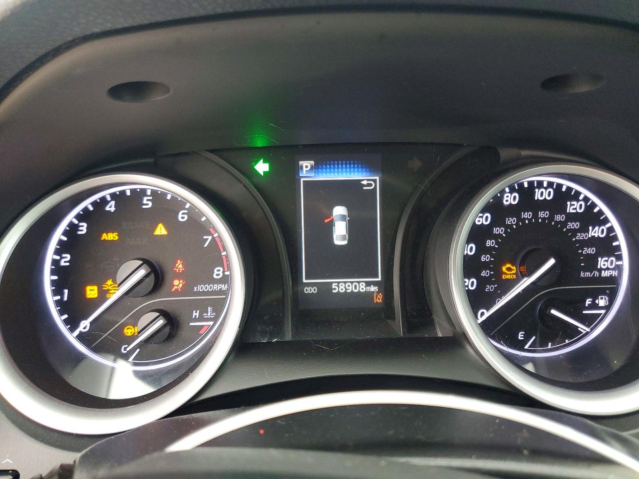 2022 TOYOTA CAMRY LE photo 9