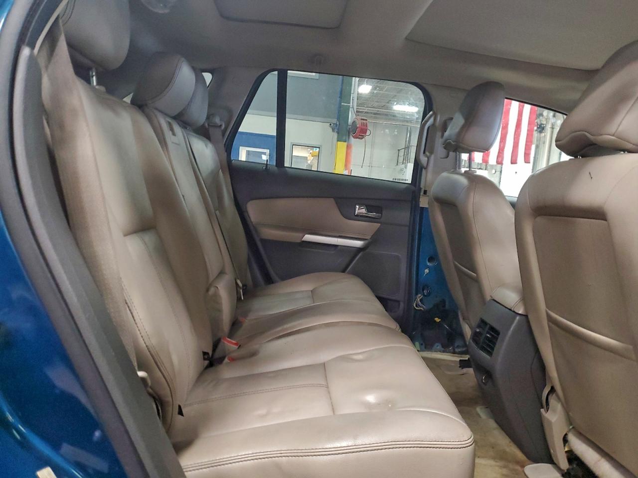 2011 FORD EDGE SEL photo 11