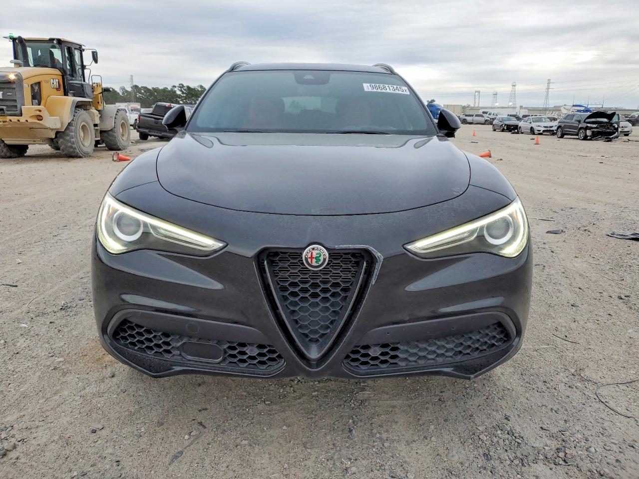 2022 ALFA ROMEO STELVIO photo 5