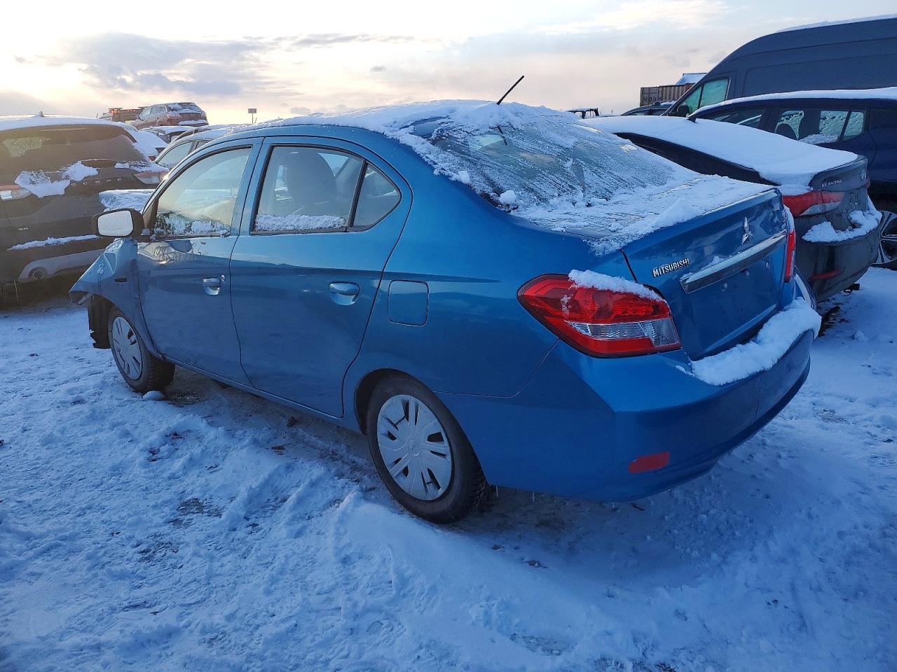 2018 MITSUBISHI MIRAGE G4 ES photo 2