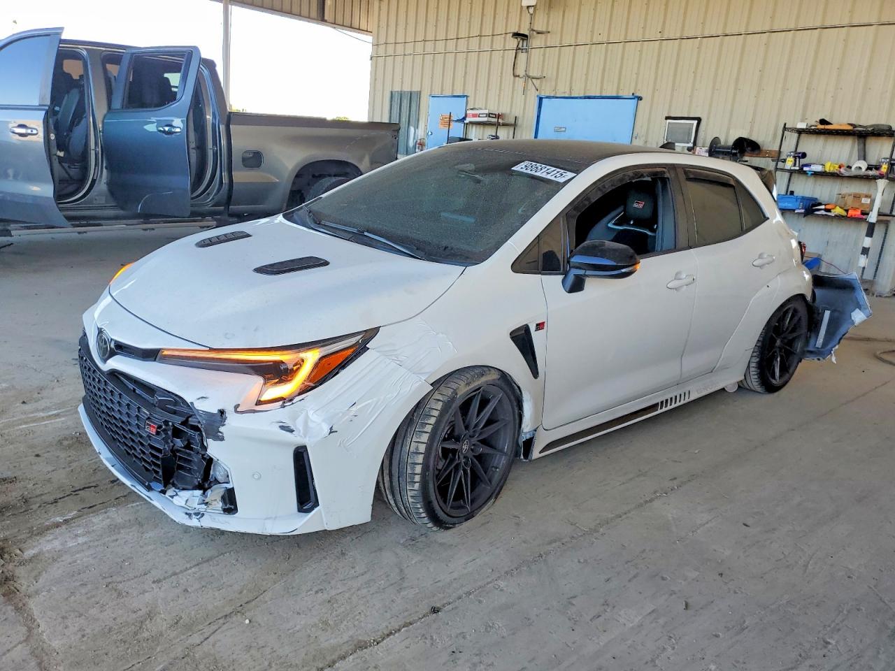 2024 TOYOTA COROLLA