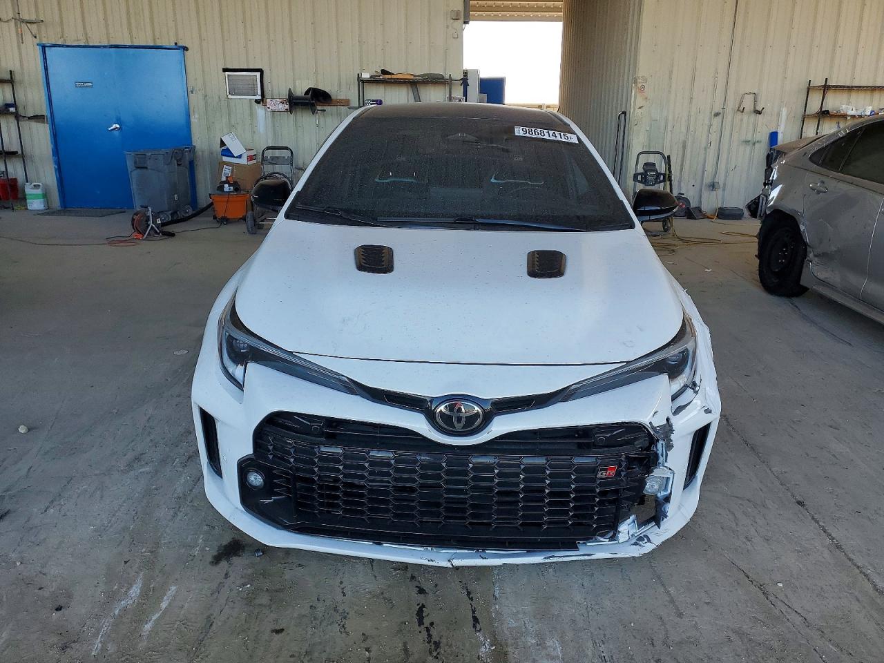 2024 TOYOTA COROLLA photo 13