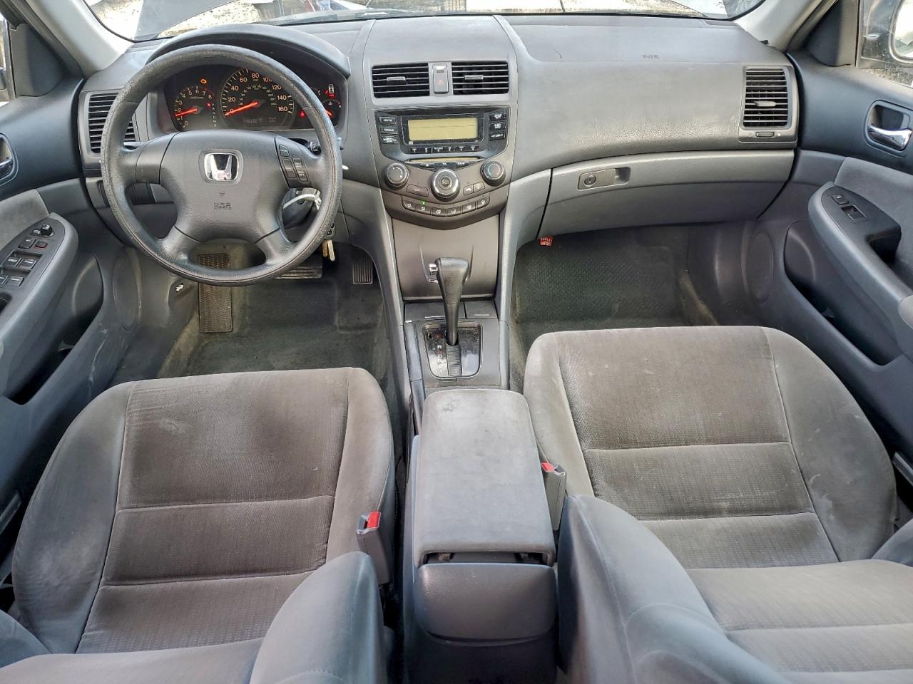 2005 HONDA ACCORD LX photo 8