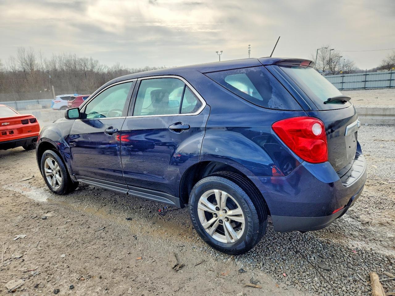 2015 CHEVROLET EQUINOX LS photo 2