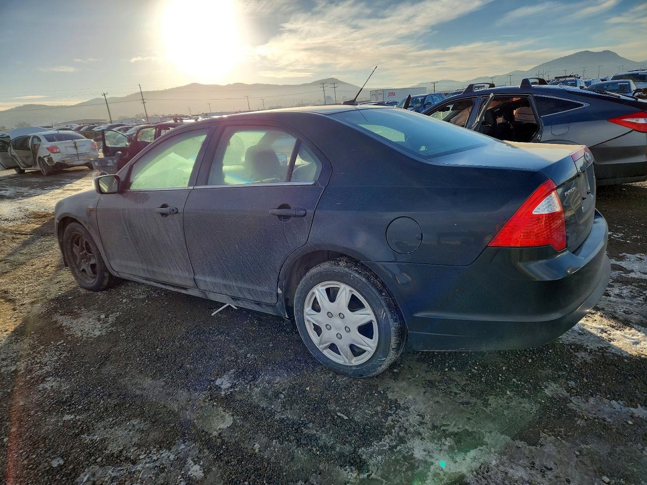 2010 FORD FUSION SE photo 2