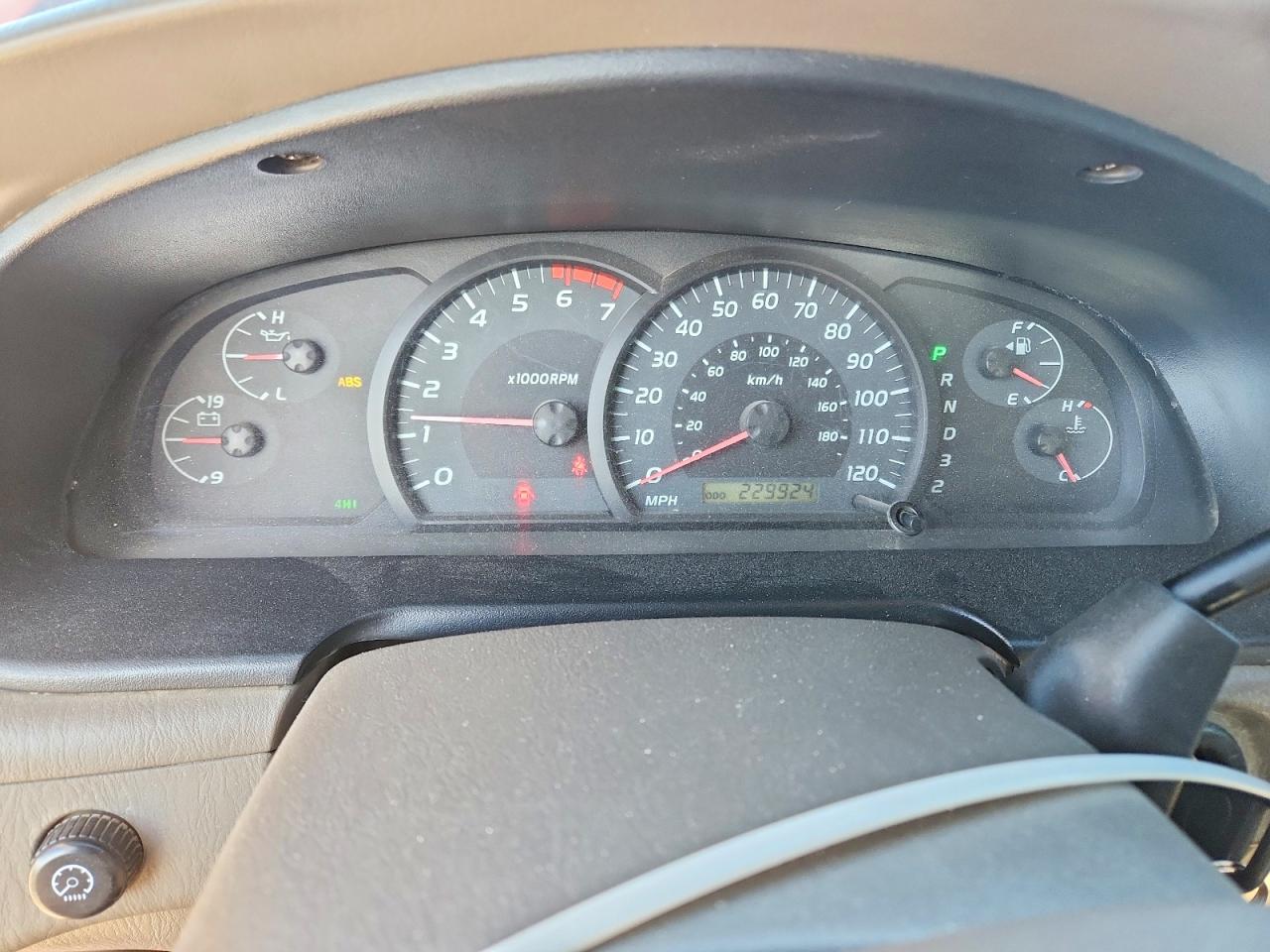 2005 TOYOTA TUNDRA DOUBLE CAB SR5 photo 9