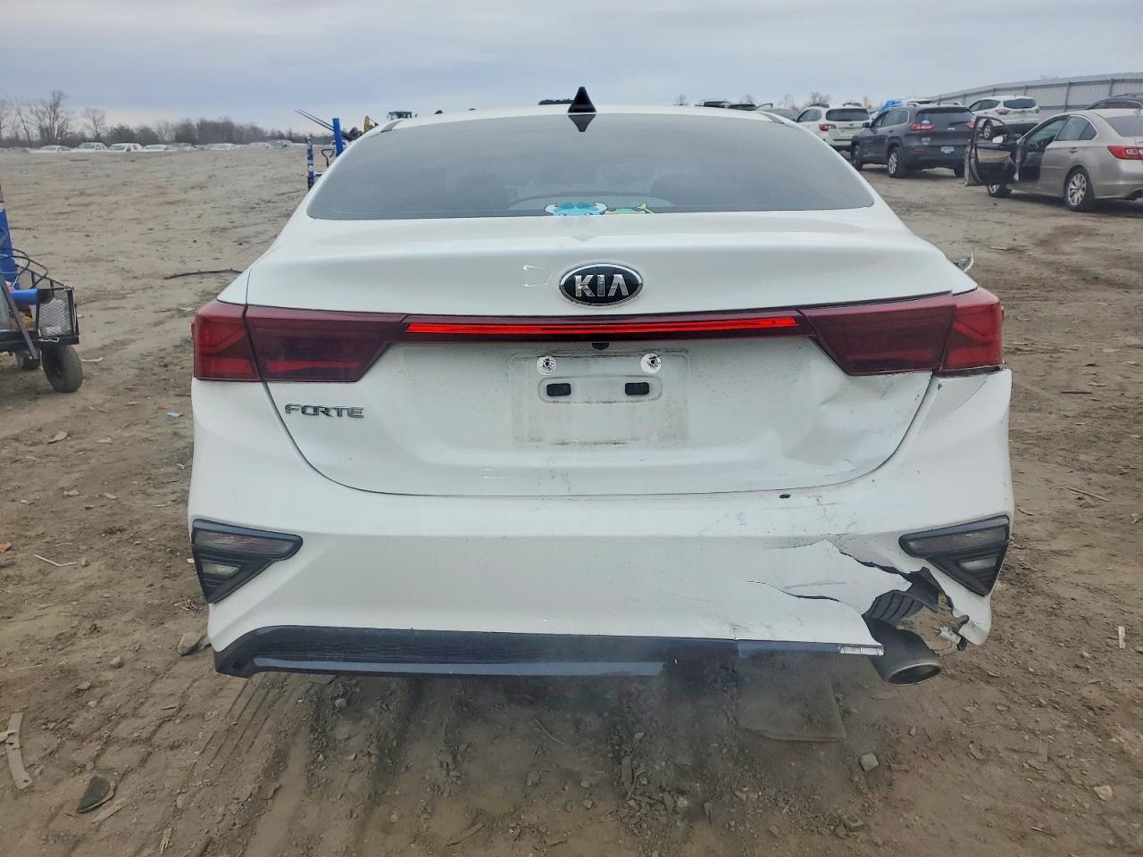 2021 KIA FORTE FE photo 6