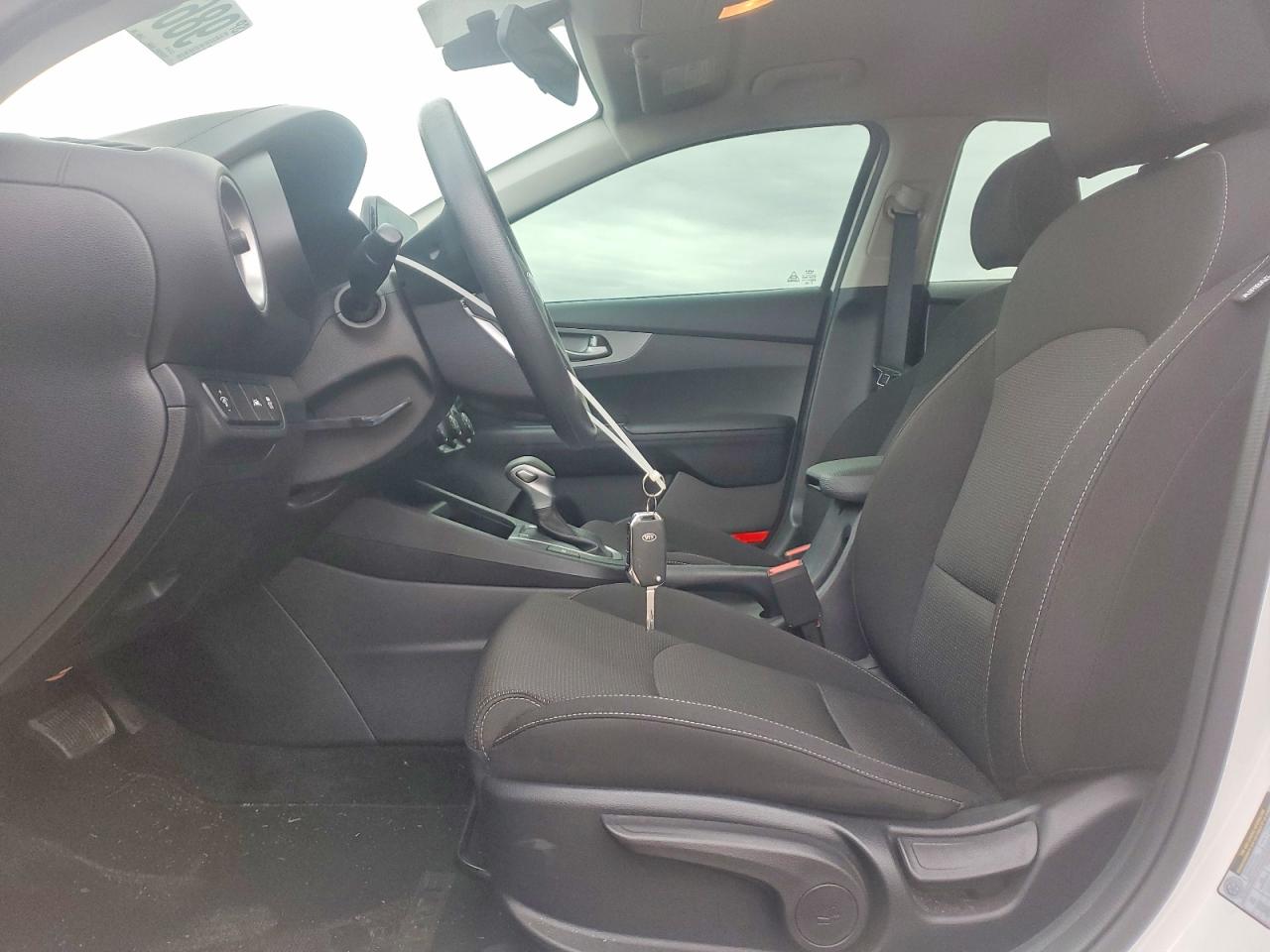 2021 KIA FORTE FE photo 7