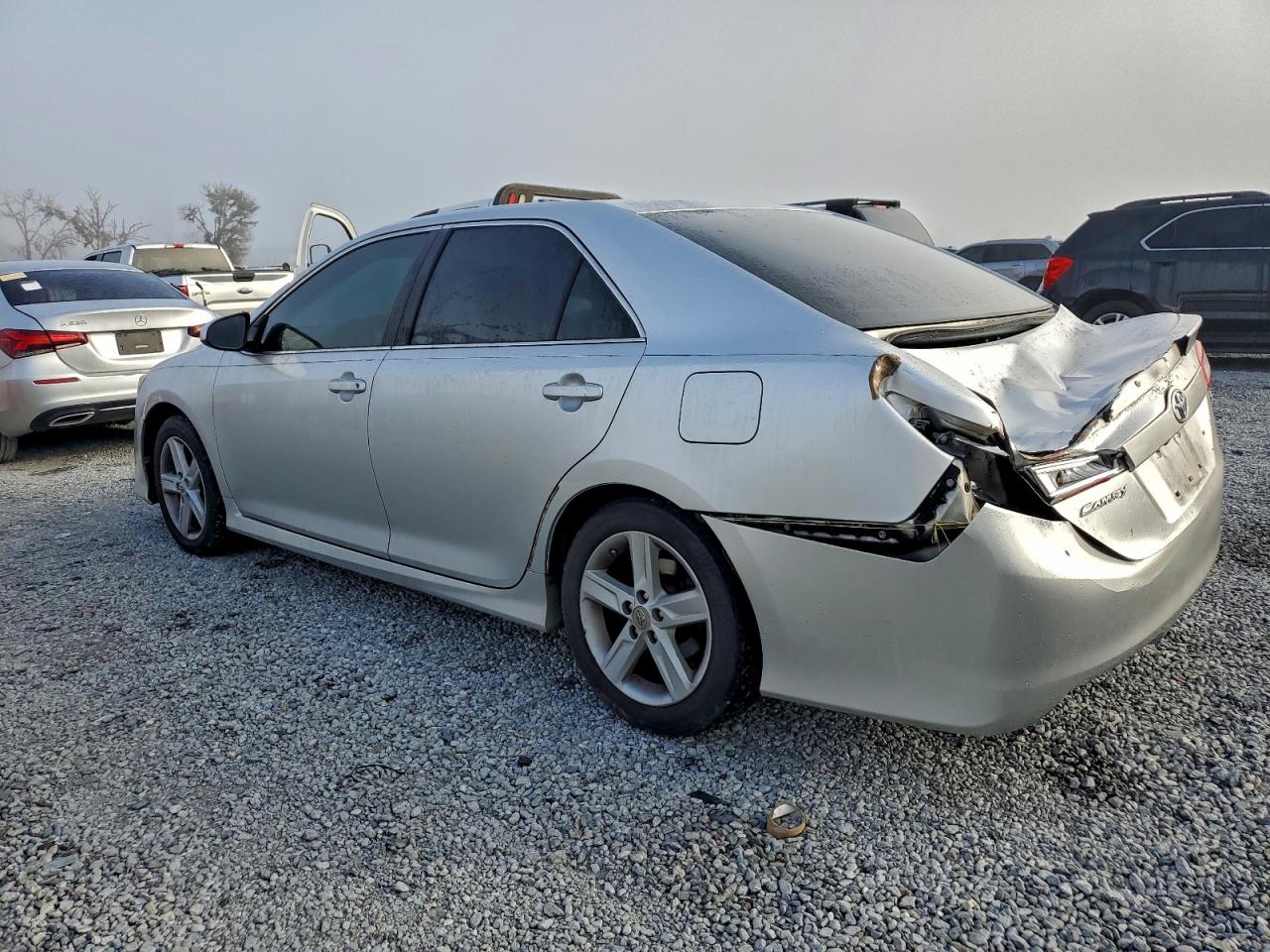2012 TOYOTA CAMRY BASE photo 2