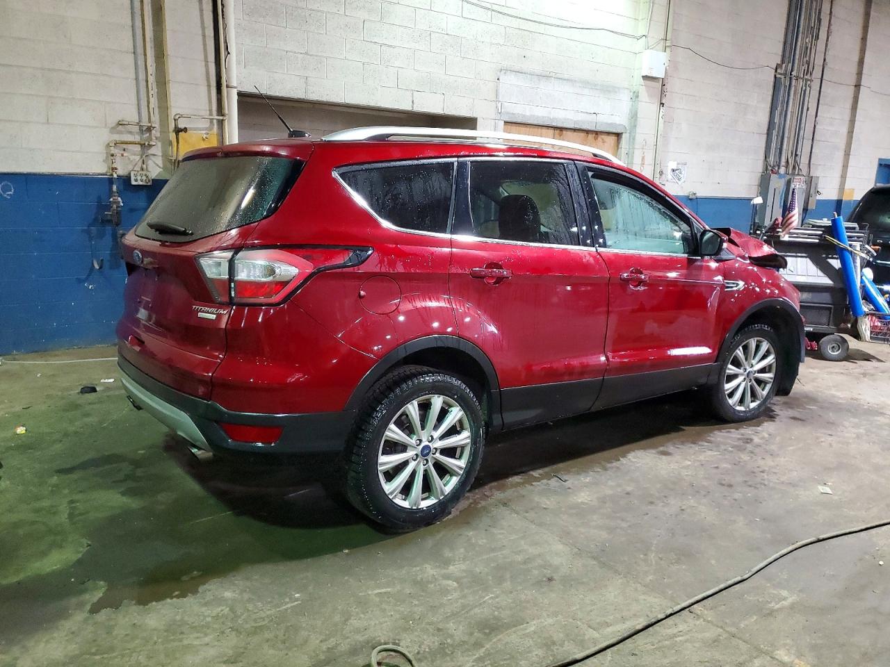 2017 FORD ESCAPE TITANIUM photo 3