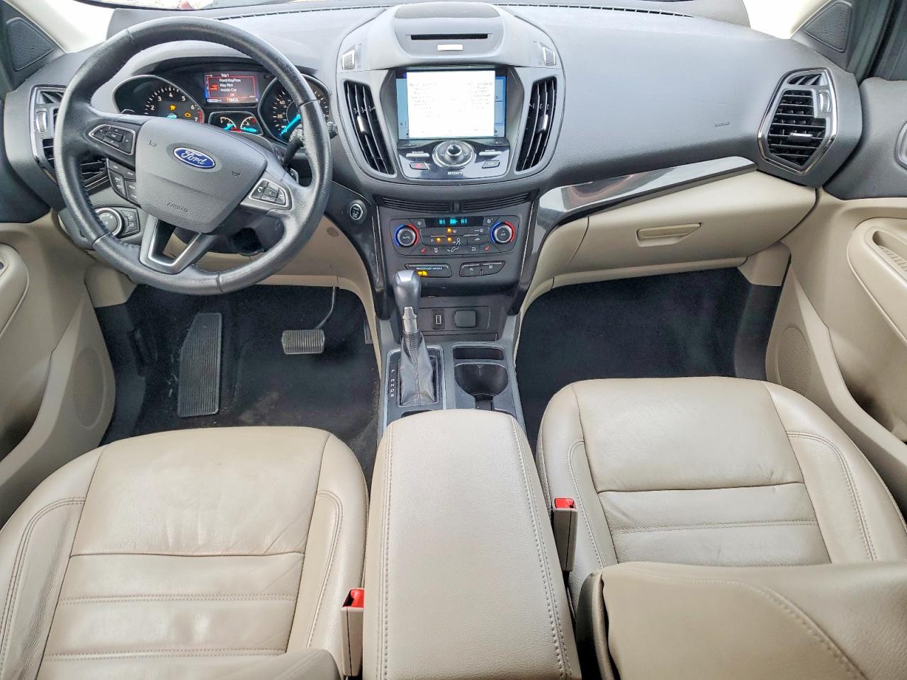 2017 FORD ESCAPE TITANIUM photo 8