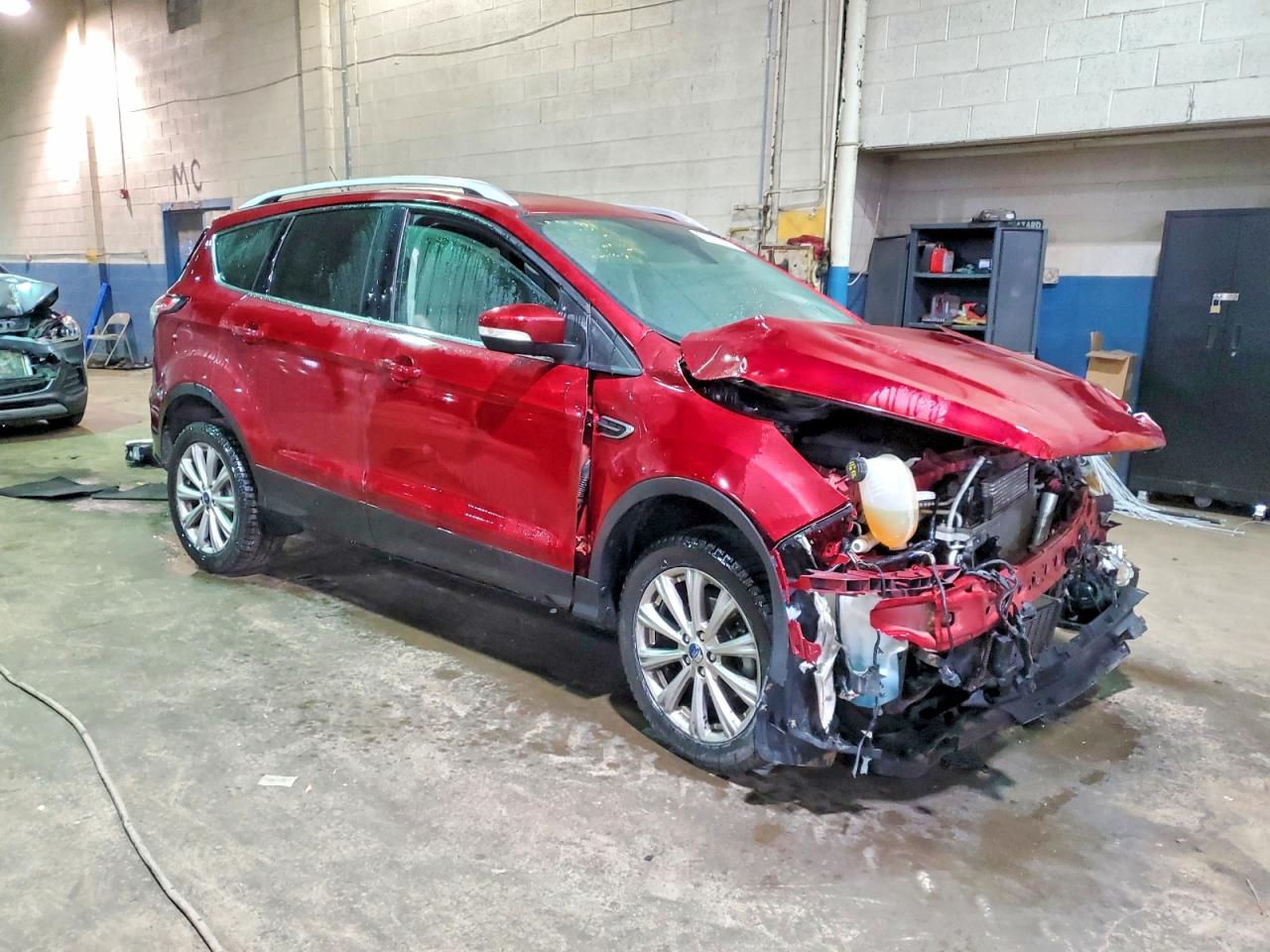 2017 FORD ESCAPE TITANIUM photo 4