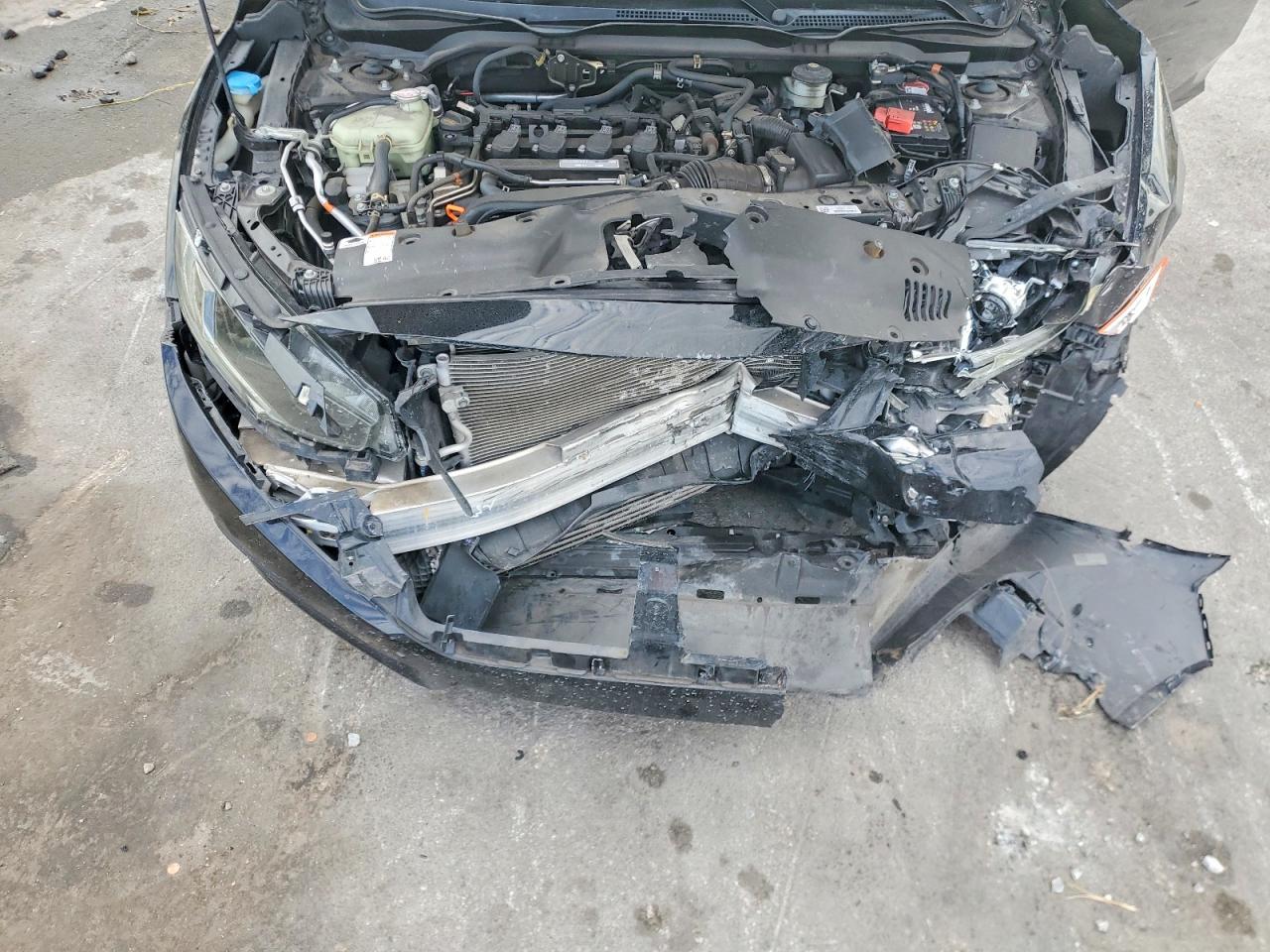 2016 HONDA CIVIC EX photo 11