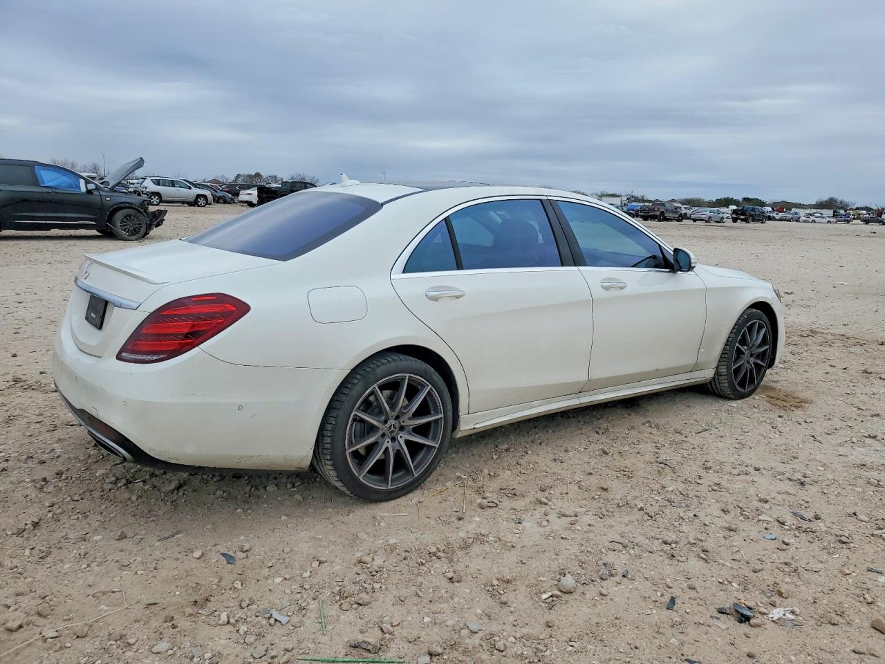 2020 MERCEDES-BENZ S 560 photo 3