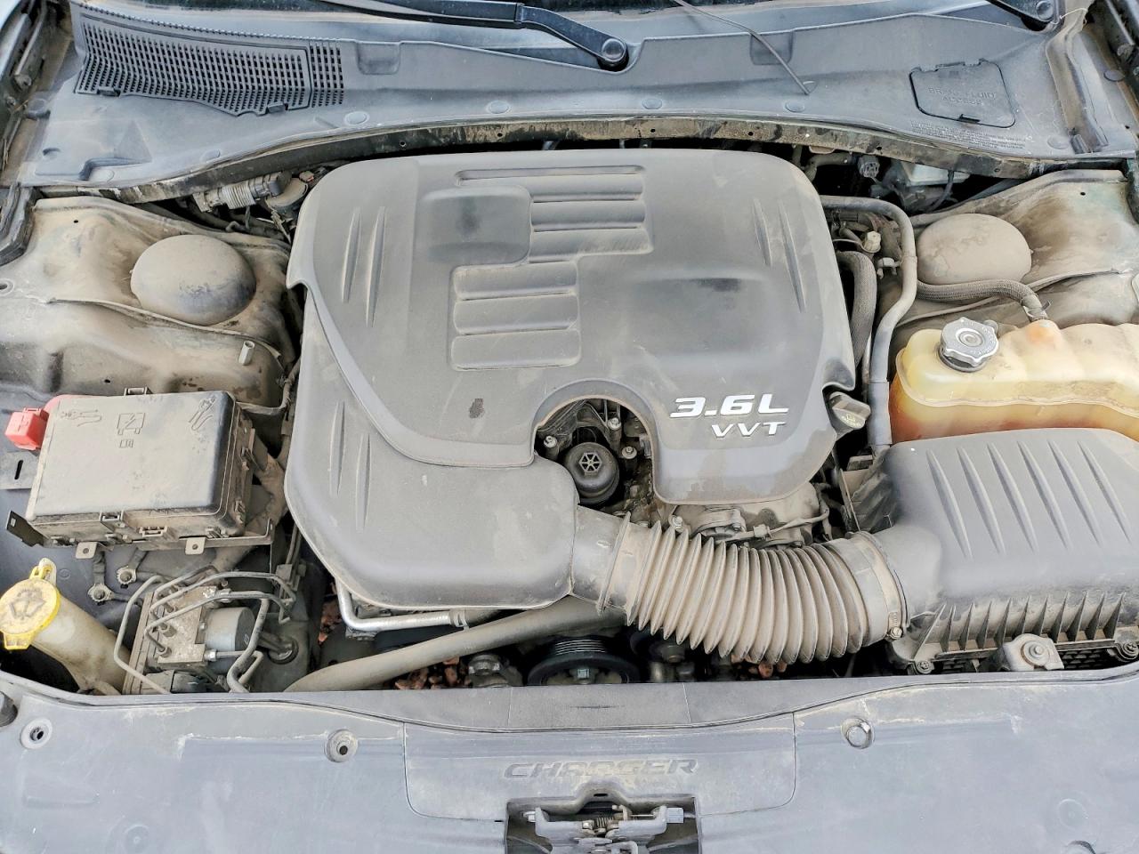 2016 DODGE CHARGER SE photo 11