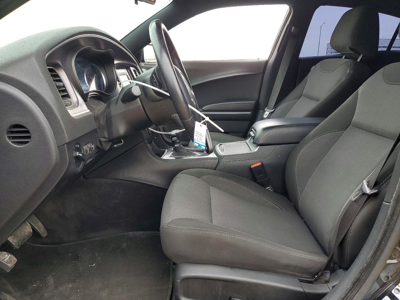2016 DODGE CHARGER SE photo 7
