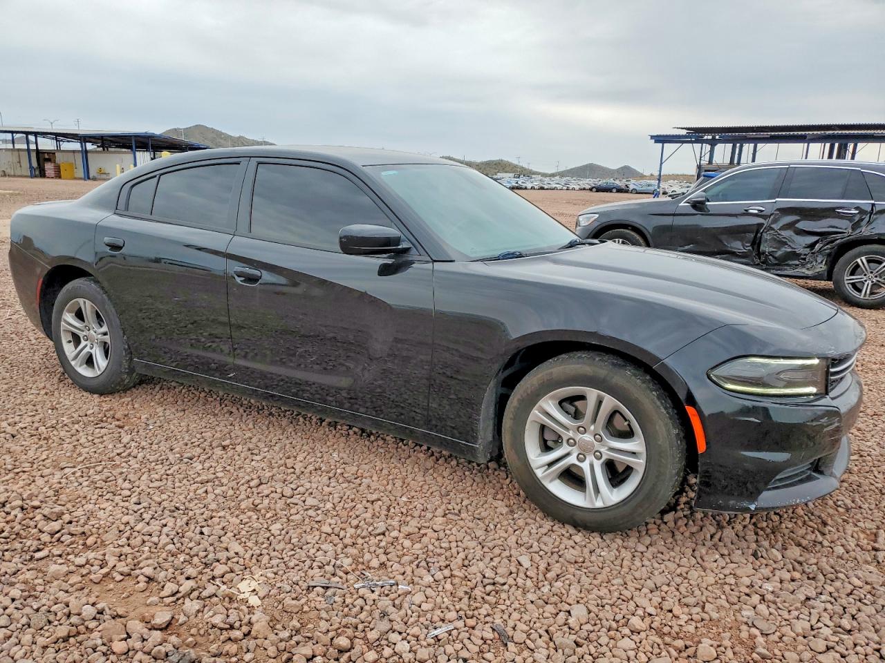 2016 DODGE CHARGER SE photo 4